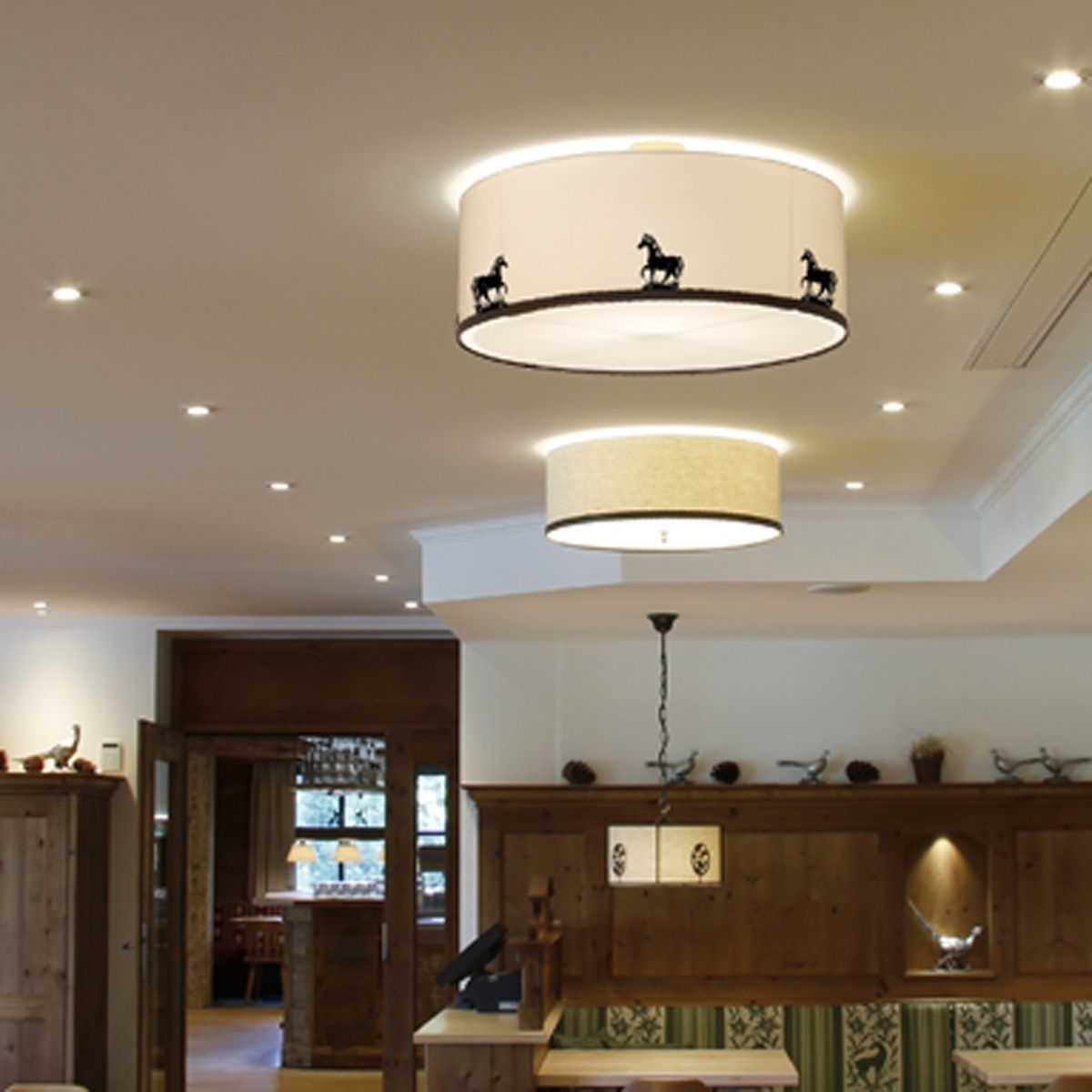 Menzel Themen Deckenleuchte D= 80cm Strichlack mit Deko Ring an dem magnetisch Motive befestigt werden und Diffusor, für das Landhaus