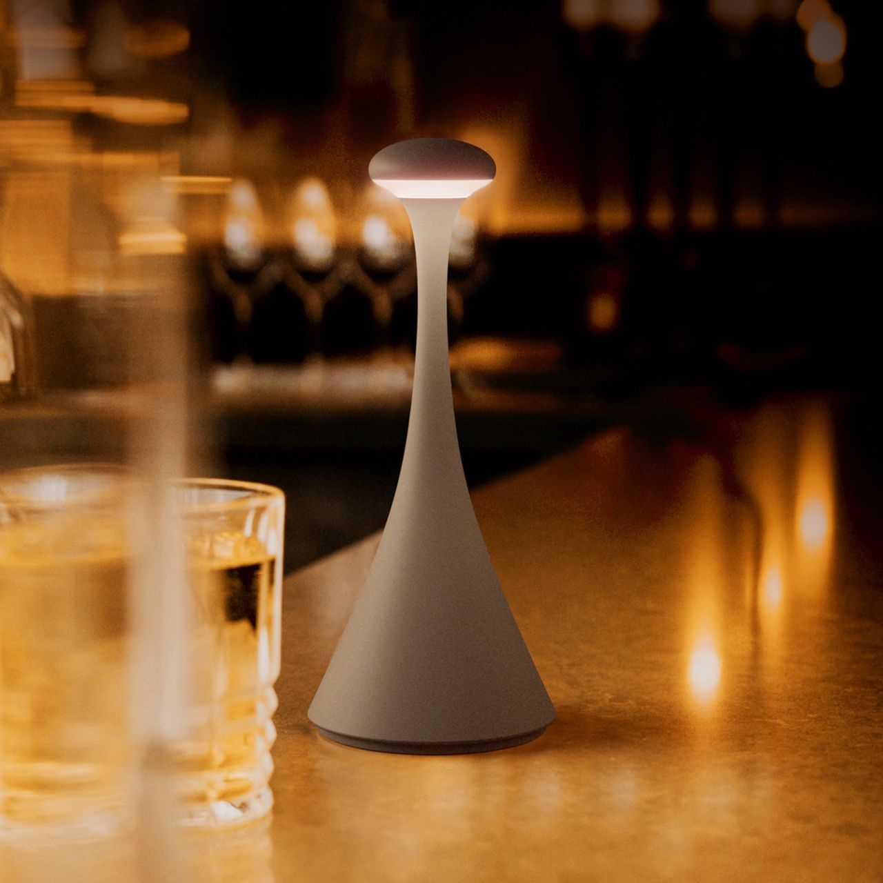 Sigor Akku-Tischleuchte  Nudrop MINI, graphitgrau, Ip54,  LED 1,8W 133/113lm, 2700/2200 K,Höhe 21,7cm Sigor Akku-Tischleuchte  Nudrop MINI, graphitgrau, Ip54,  LED 1,8W 133/113lm, 2700/2200 K,Höhe 21,7cm